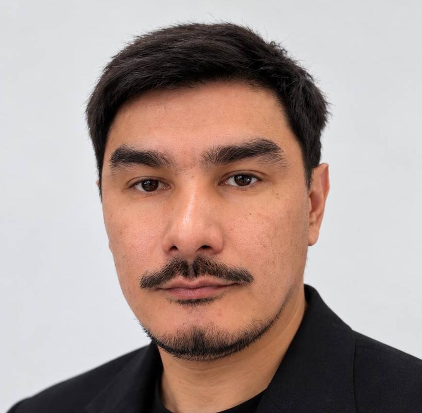 Айнур Аскаров
