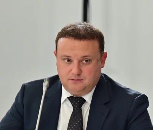 Рустам Муратов